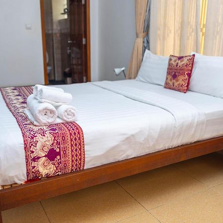 Villa Grange Phnom Penh Exteriör bild
