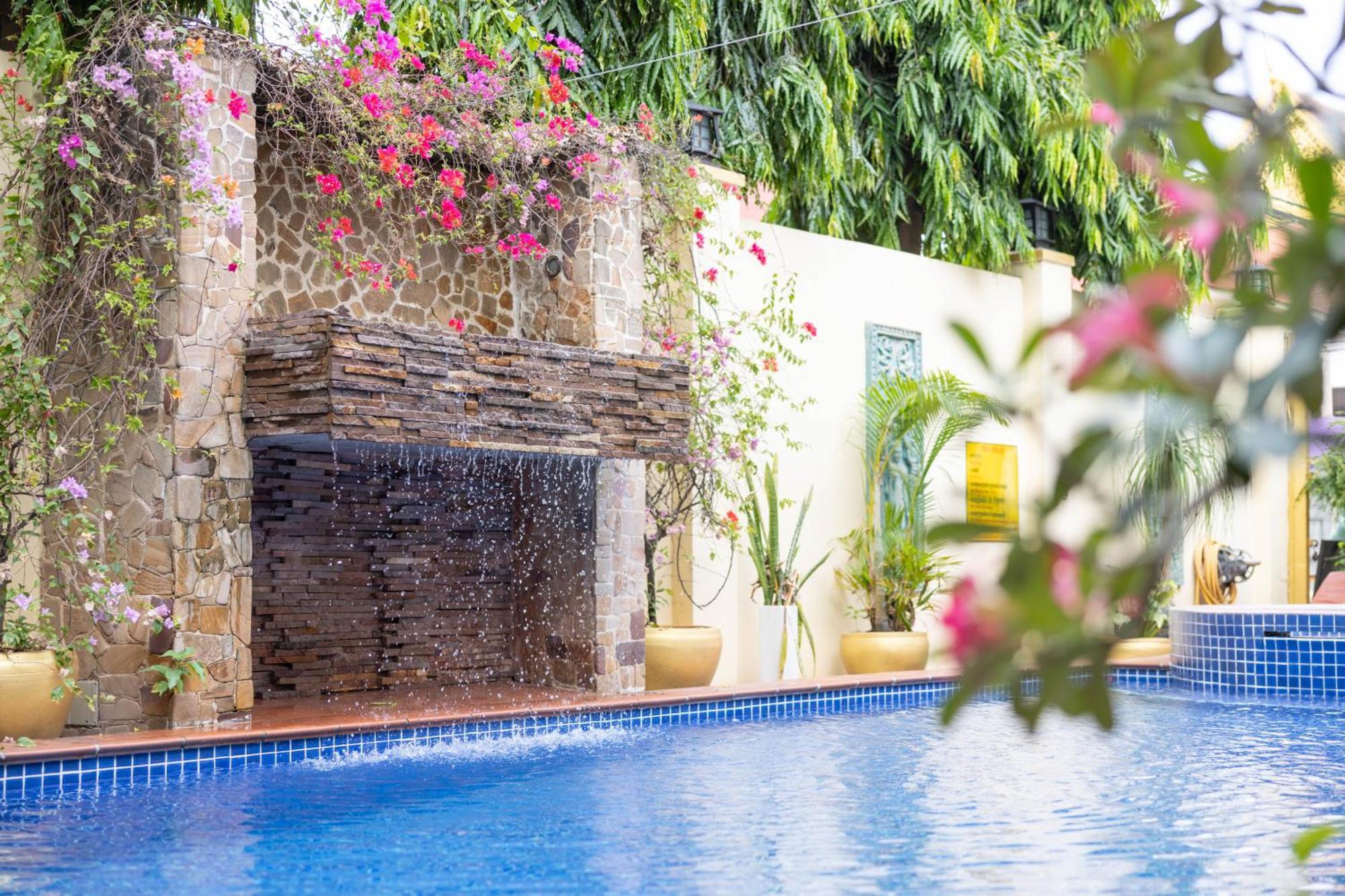 Villa Grange Phnom Penh Exteriör bild