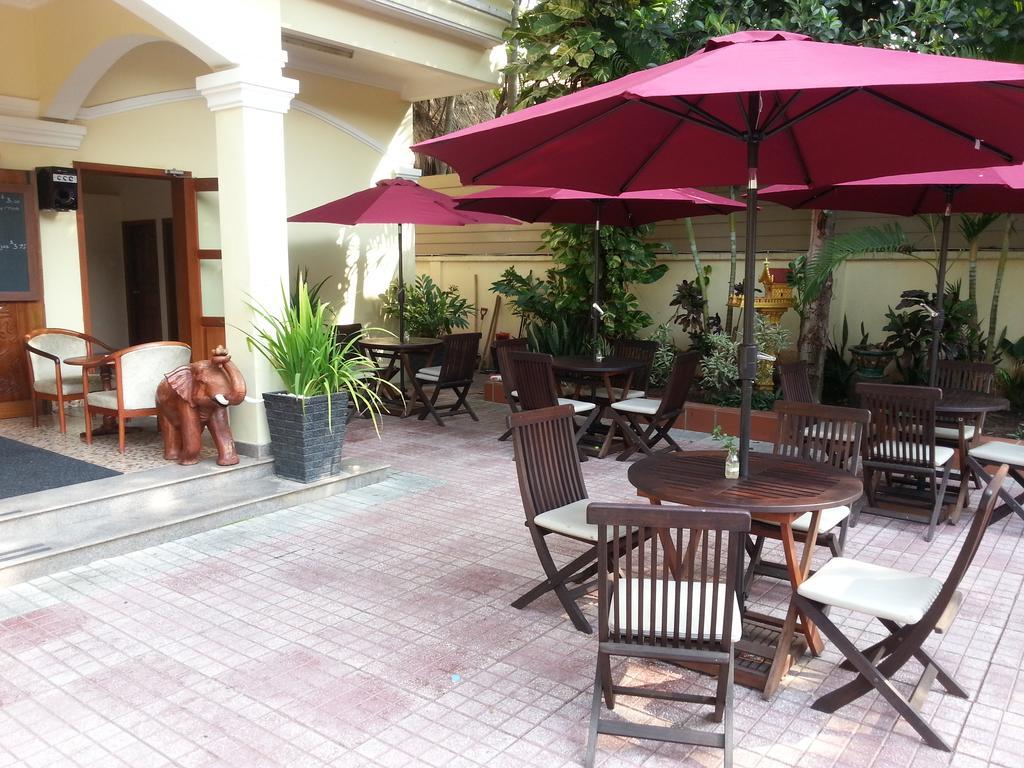Villa Grange Phnom Penh Exteriör bild